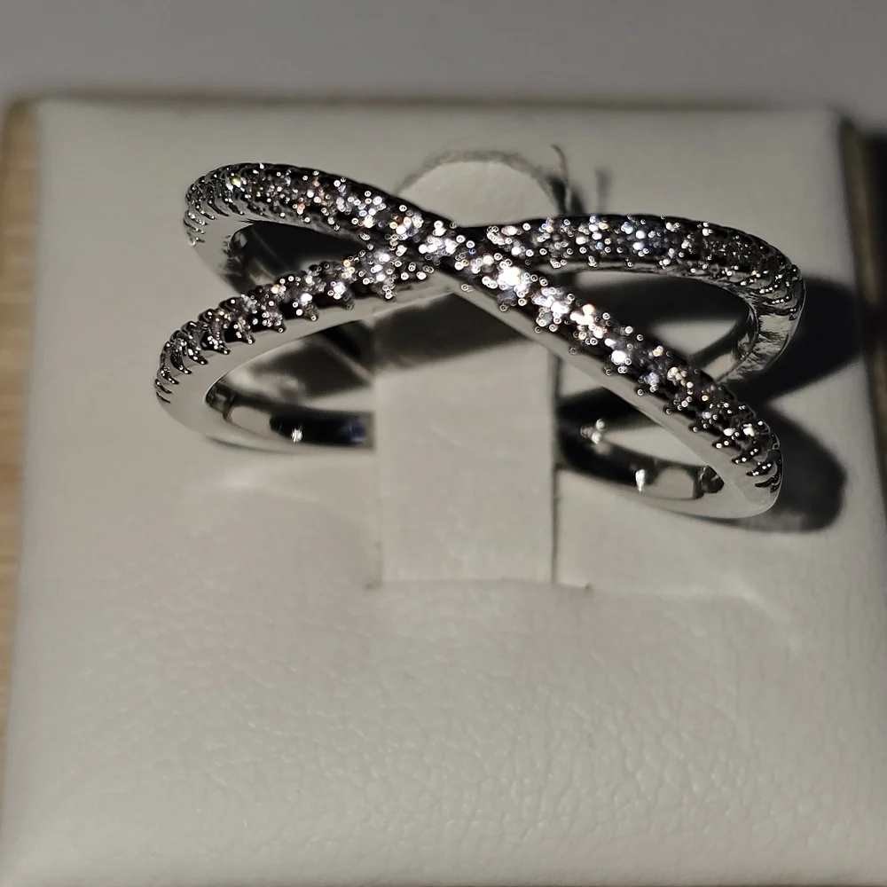 Criss cross silver plate cz rhinestone fashion ring
